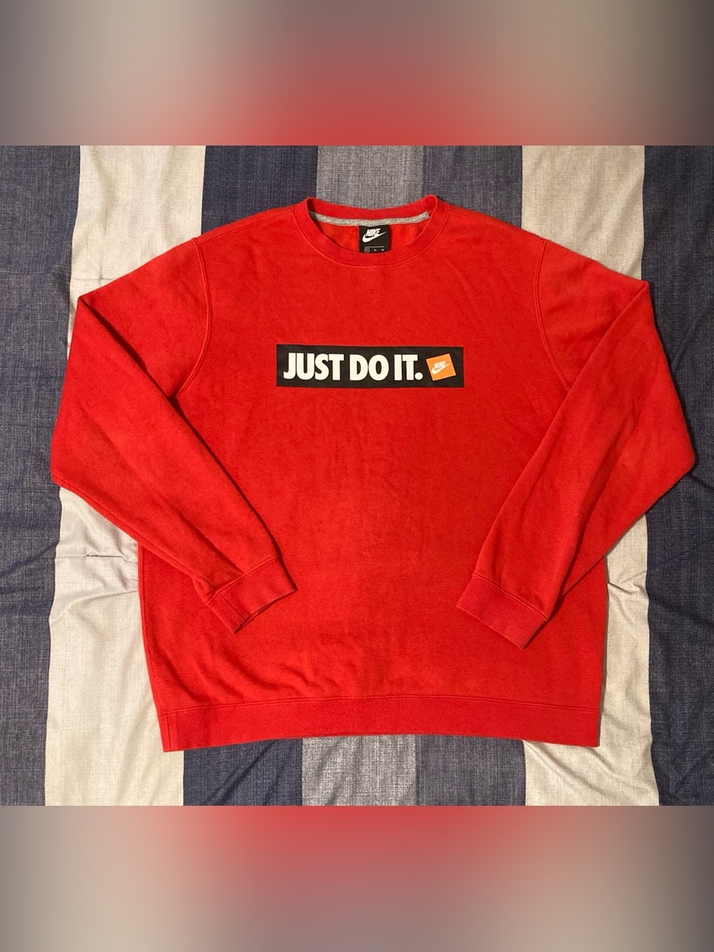 Nike Just Do It Mens Crewneck Pullover Sweatshirt Sz XL Red